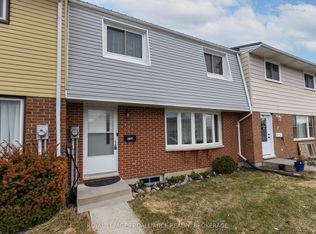 5 Winchester Dr #9, Greater Napanee, ON K7R3P9