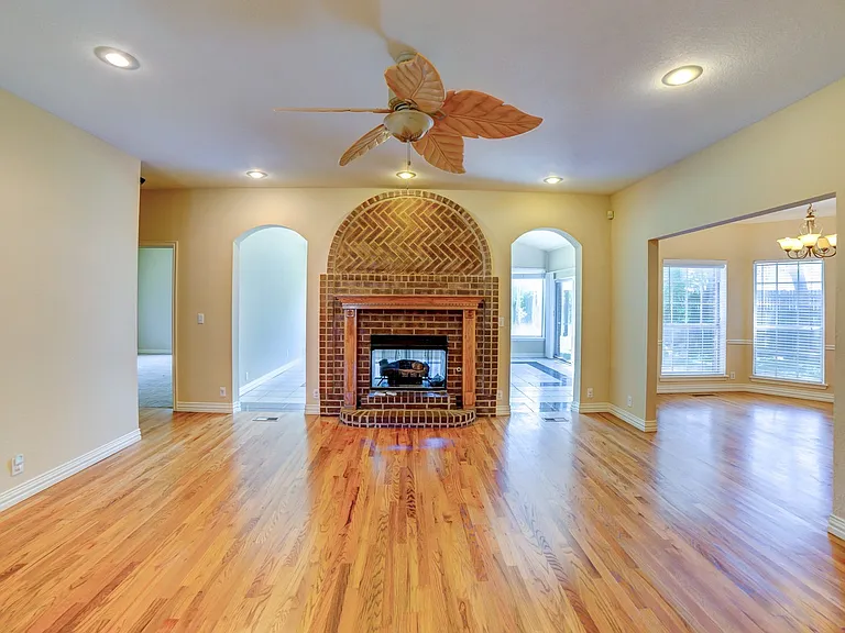 10119 S College Pl — Photo 19