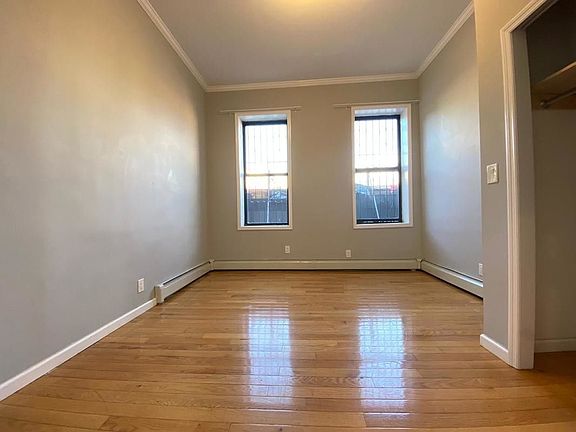 4th image of 306 Marcus Garvey Blvd #1R