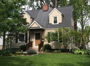 4609 Middaugh Ave, Downers Grove, IL 60515