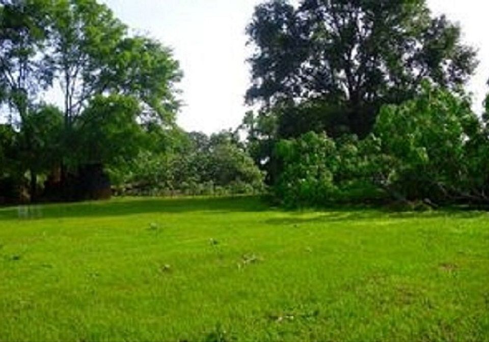 1st image of 740 Lowrie Dr