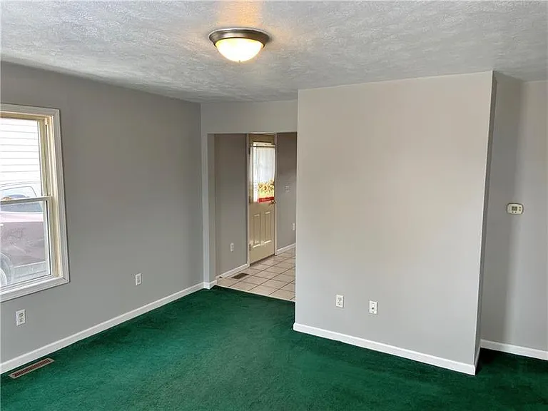 1515 W Crawford Ave #A — Photo 2