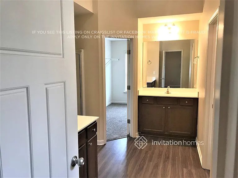 5232 Sapphire Springs Dr — Photo 17