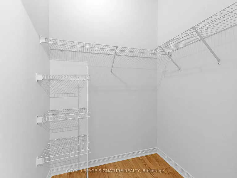 736 Spadina Ave #409 — Photo 14