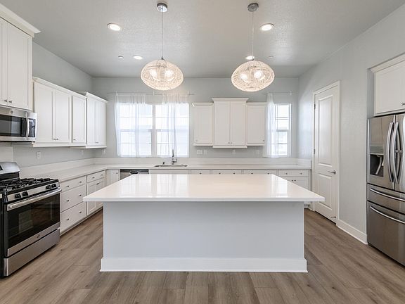 3rd image of 15950 Ellington Way