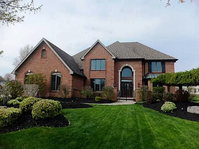 7675 Long View Dr photo 1