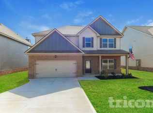 7020 Prune Ln, Locust Grove, GA 30248