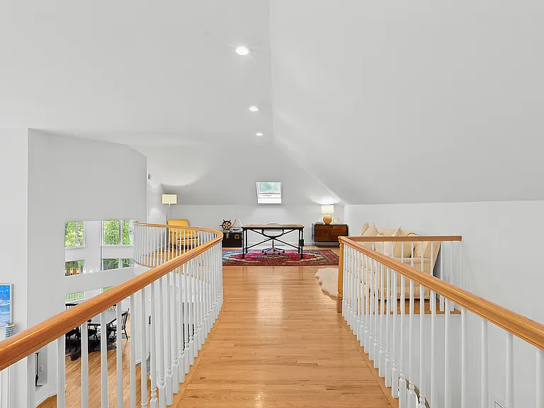 23 Laurel Hill Ln — Photo 11