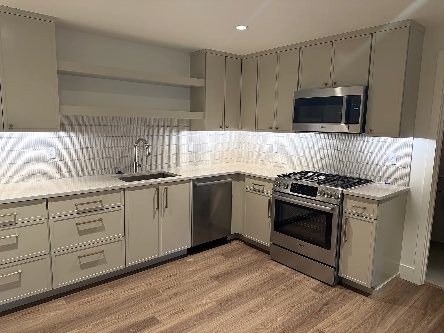 1 bed, 575 sqft, $2,500 — Photo 4