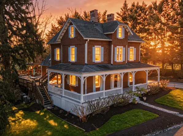 1809 Thornbury Rd, Baltimore, MD 21209