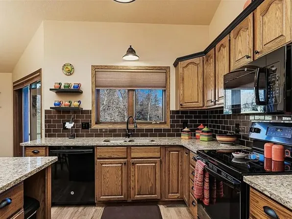 415 Avenue D APT 202, Billings, MT 59102