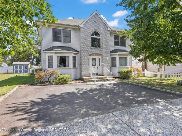 42 Hudson Avenue, Hazlet, NJ 07734