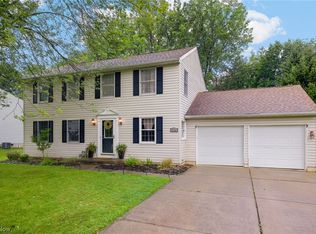 4358 Sunnyview Dr, Uniontown, OH
