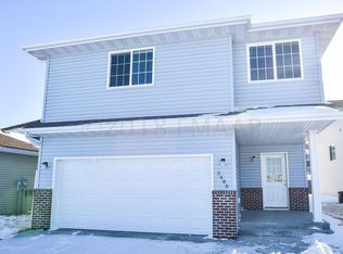 3488 47th Ave S, Fargo, ND 58104