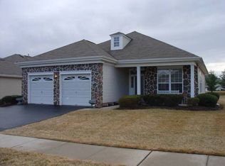 2 Stanford Rd E, Pennington, NJ 08534