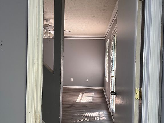 Entrance from Bonus room/office space/bedroom