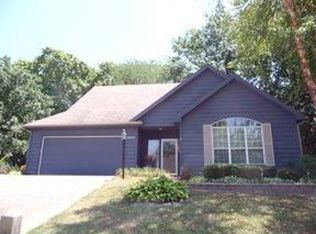 2808 Skylark Dr, Columbia, MO 65203