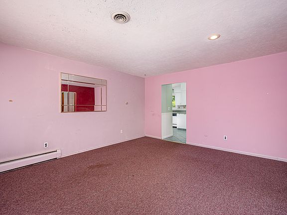 5th image of 6272 Earhart Rd