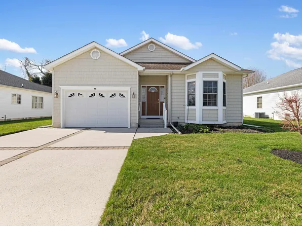 40 Wynndemere Ct, Cape May Court House, NJ 08210