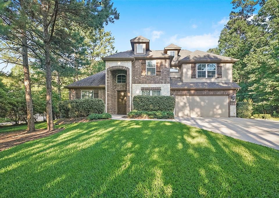 2nd image of 8936 Stone Oak Dr