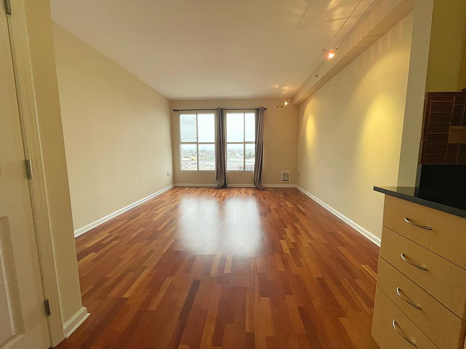 1st image of 140 S Van Ness Ave Unit 805