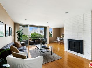 11951 Mayfield Ave APT 102, Los Angeles, CA 90049