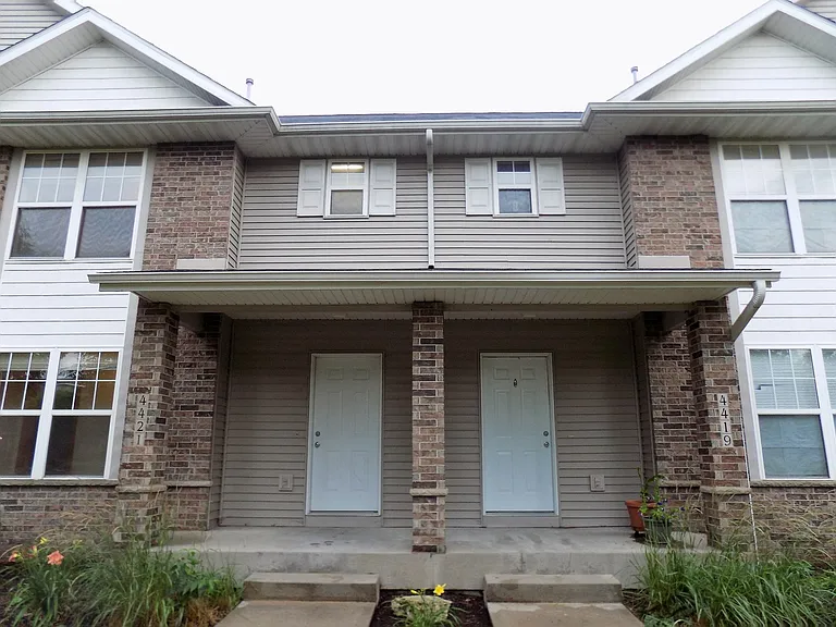 4421 E Court St — Photo 22