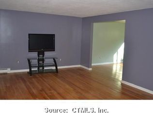 64 Winthrop Rd, Manchester, CT 06040