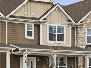 331 Didier Ct, Buffalo Grove, IL