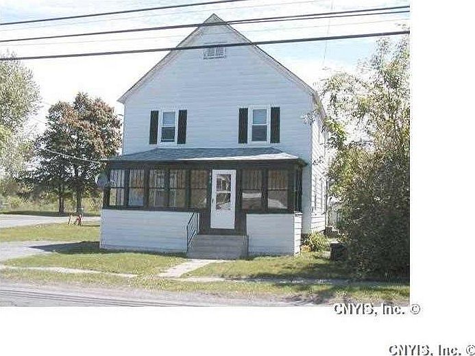 1st image of 914 Mill St