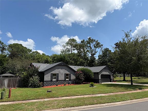 3rd image of 200 W PANAMA ROAD
