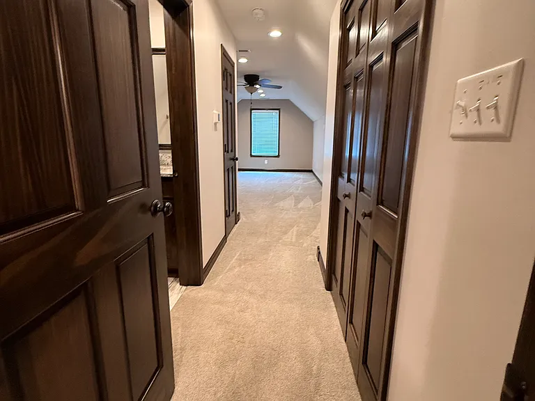 906 Summit Rd — Photo 22