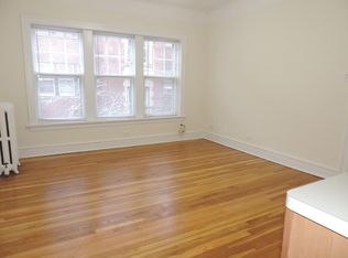 739 Hinman Ave APT 3E, Evanston, IL 60202