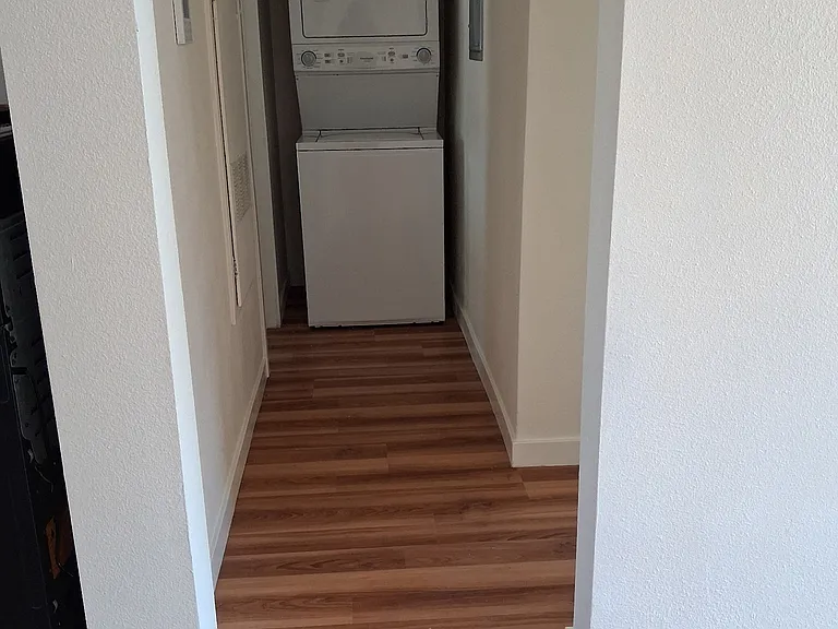244 E Providencia Ave #244 — Photo 3