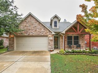 1630 Hillside Dr, Waxahachie, TX 75165