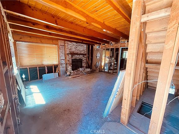 3rd image of 1133 Sugarloaf Blvd