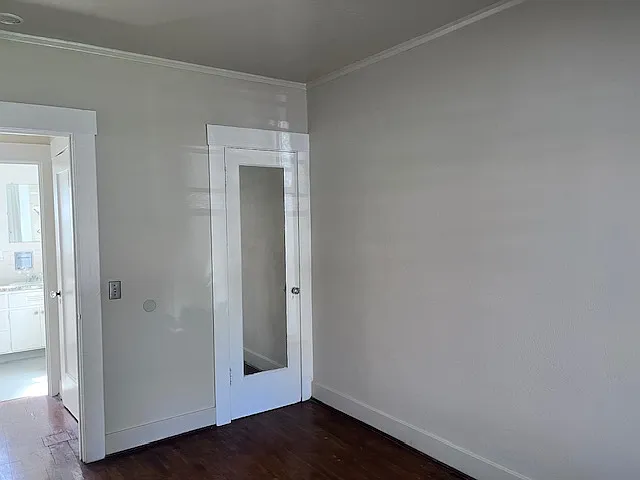325 Walnut Ave #325 — Photo 8