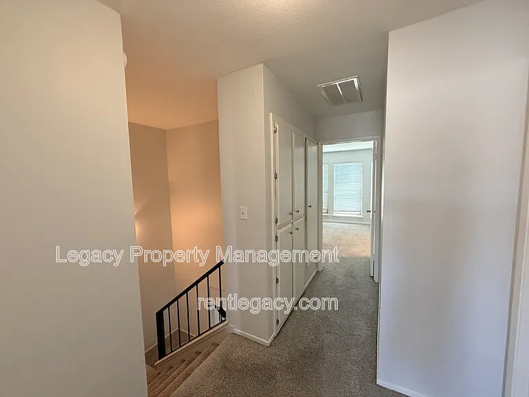 339 Bridge Pl — Photo 27