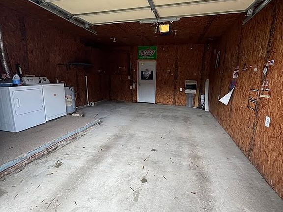 2nd image of 8914 Main St