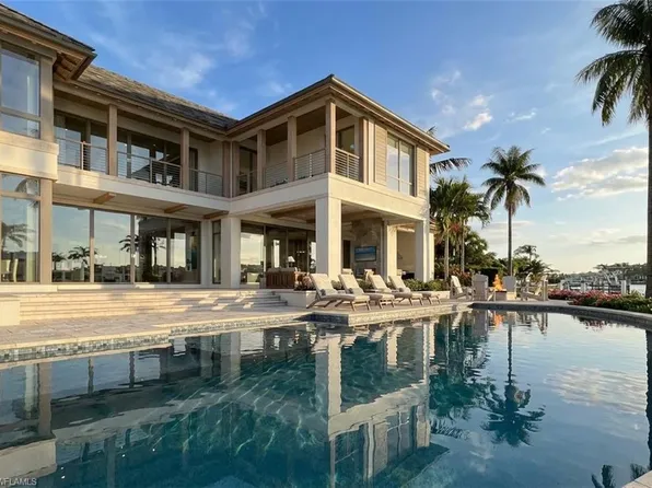 3696 NELSONS WALK, NAPLES, FL 34102