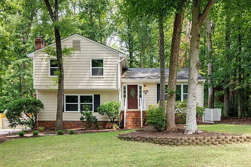 10120 Idlebrook Dr Photo 1