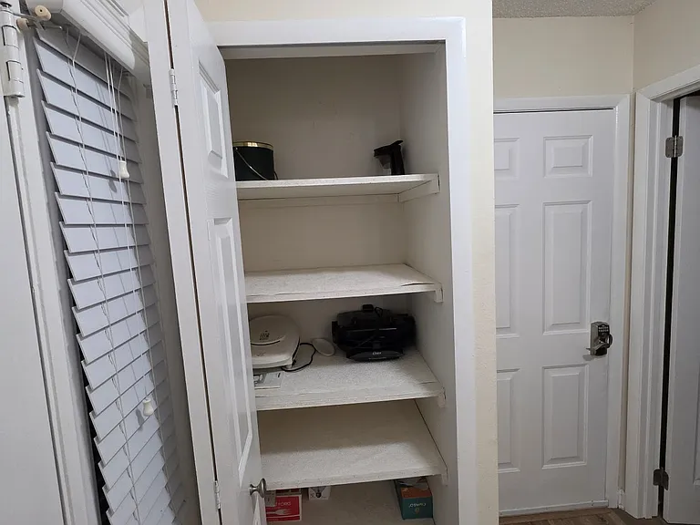 6248 Peregrine Ct — Photo 10