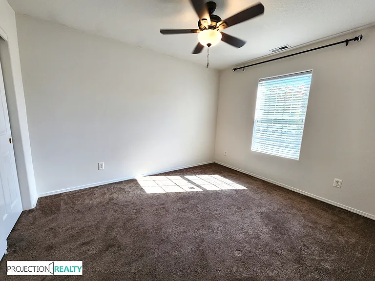 849 NW Forest Creek Dr — Photo 17