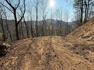 5 Huffman Creek Rd, Robbinsville, NC 28771