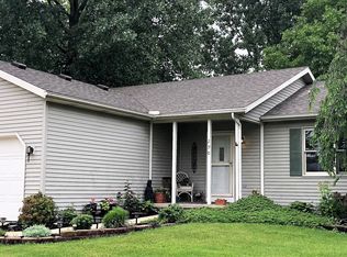 290 Horseshoe Dr, Lagrange, OH 44050