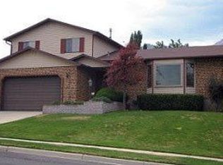 9057 Quail Run Dr, Sandy, UT 84093