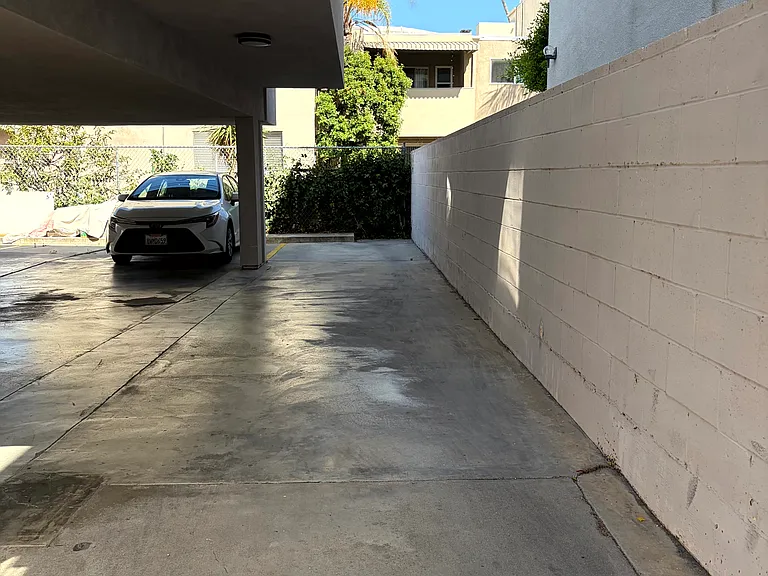 11831 Mayfield Ave #6 — Photo 13