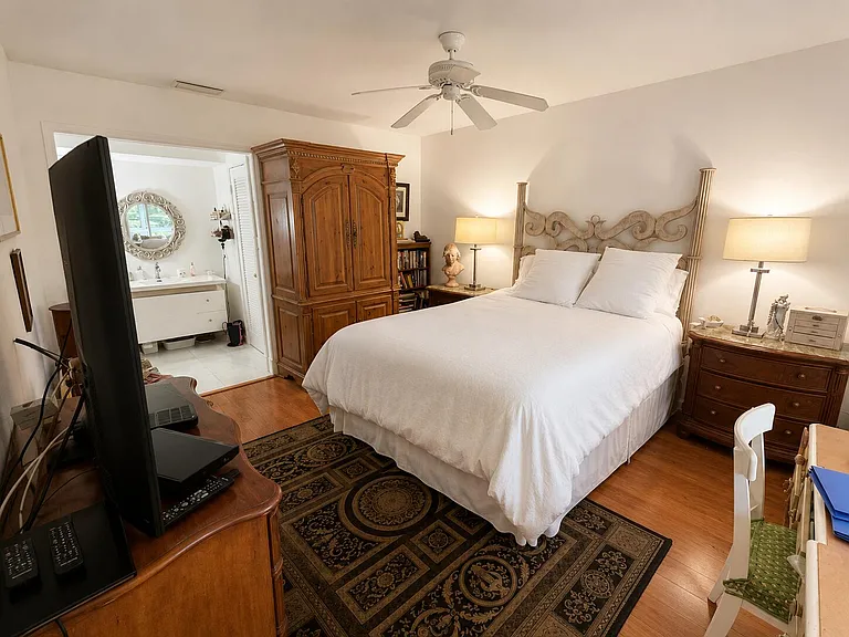 5570 Tamberlane Cir #329 — Photo 7