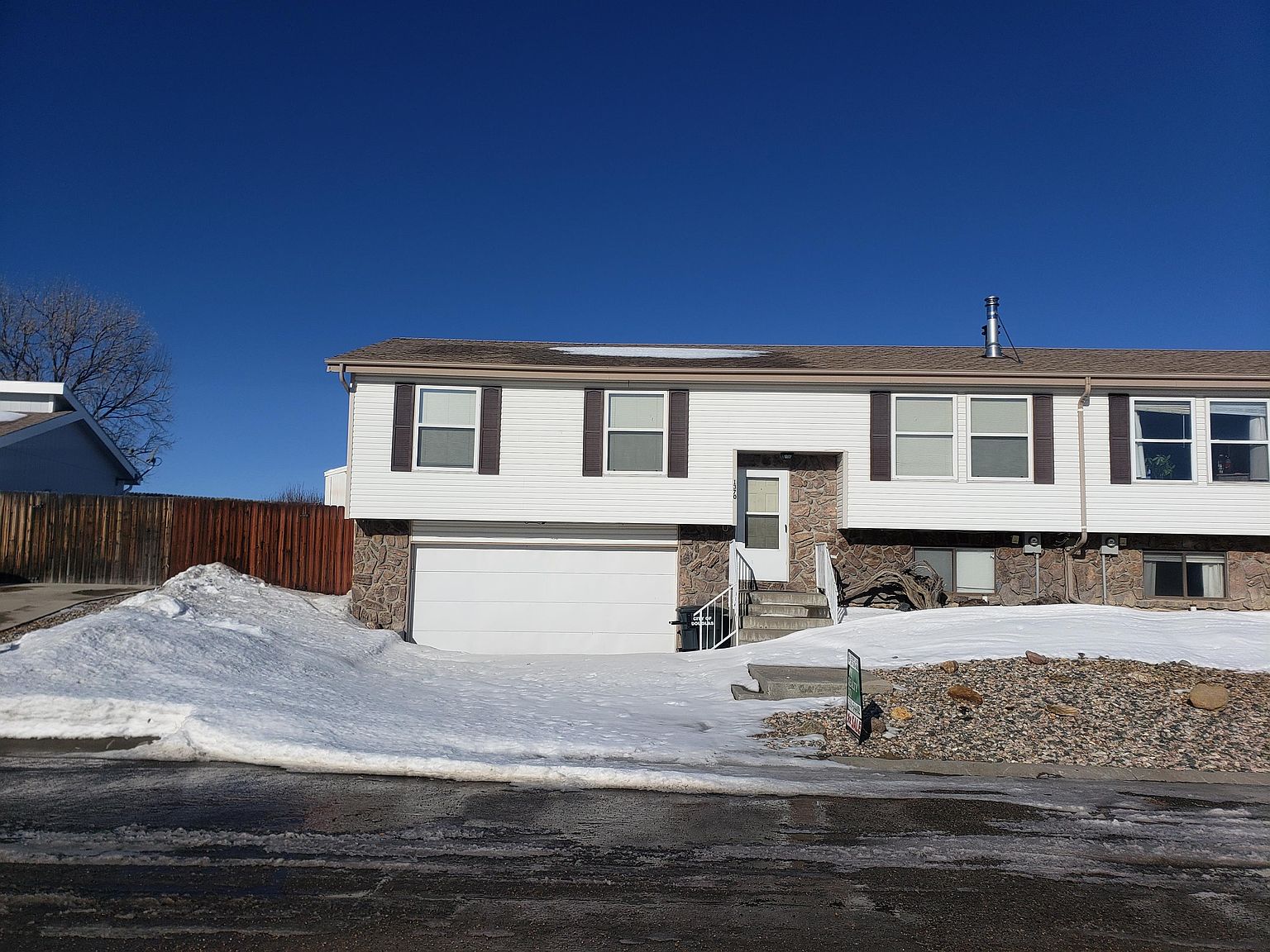 1370 Riverbend Dr, Douglas, WY 82633 | Zillow