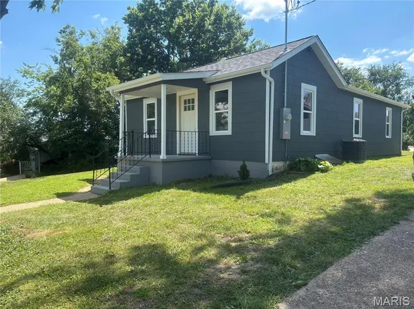 1103 Union Ave, Union, MO 63084